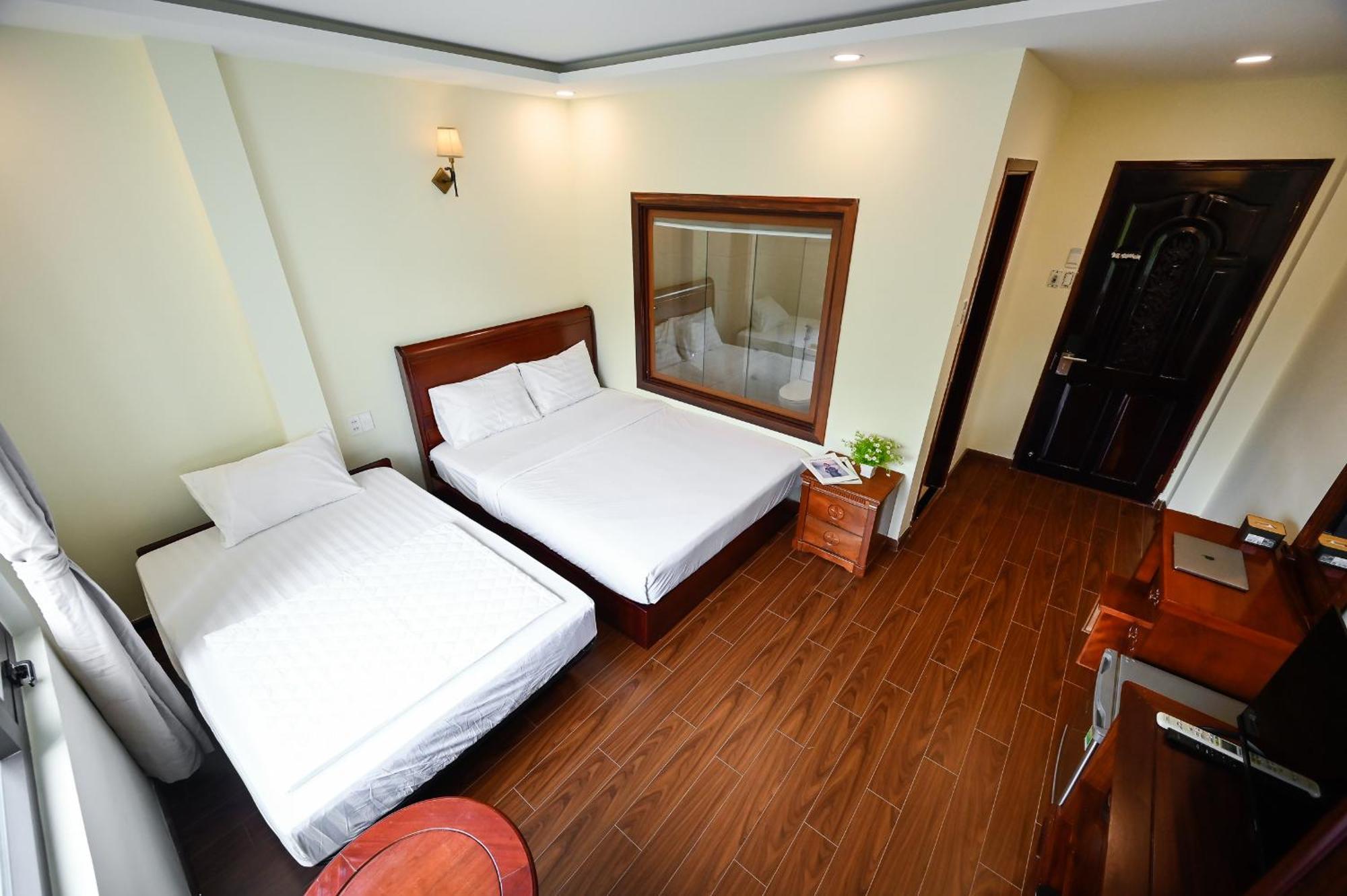 Red Sun Airport Saigon Hotel Хошимин Экстерьер фото