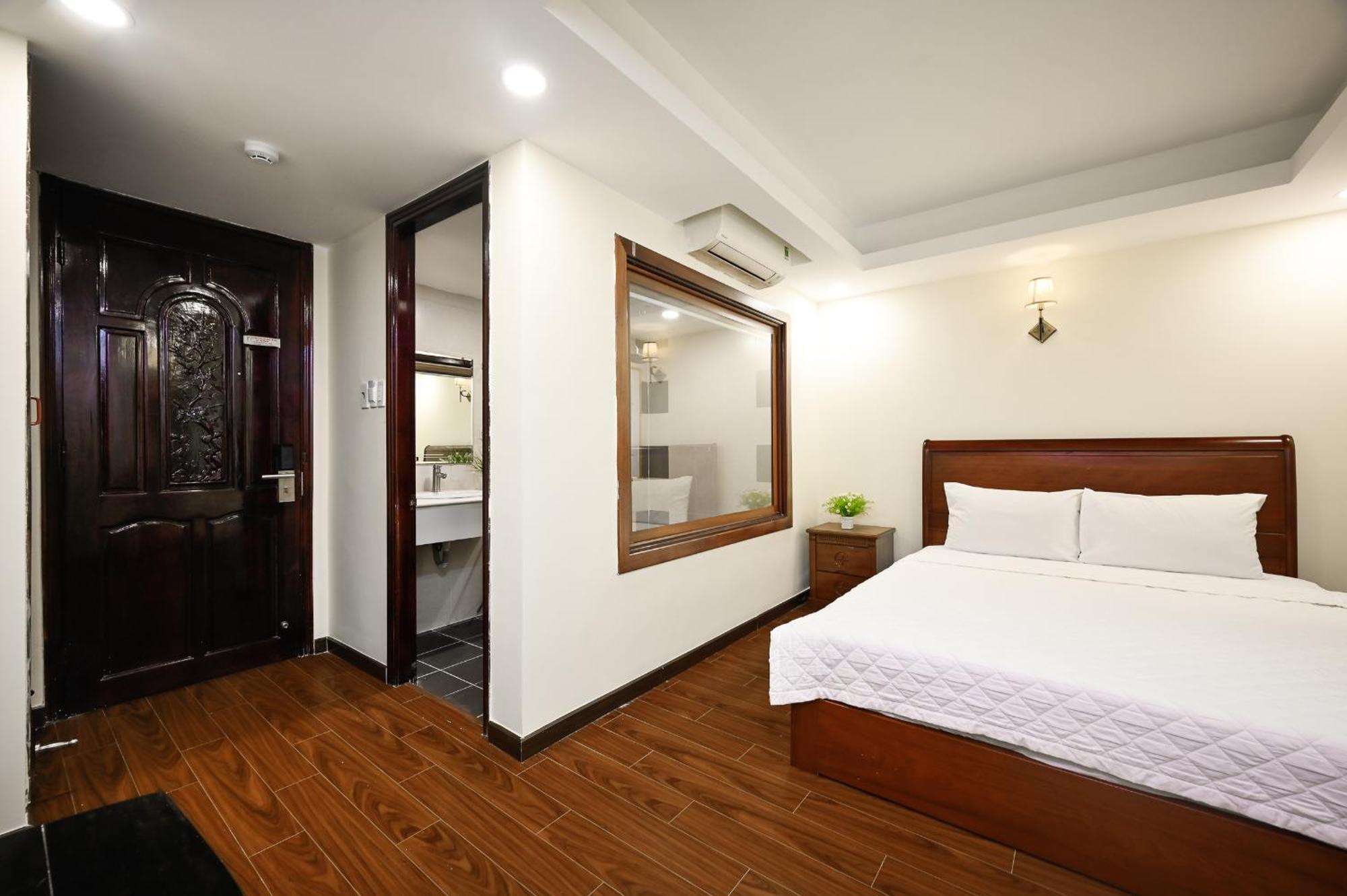 Red Sun Airport Saigon Hotel Хошимин Экстерьер фото