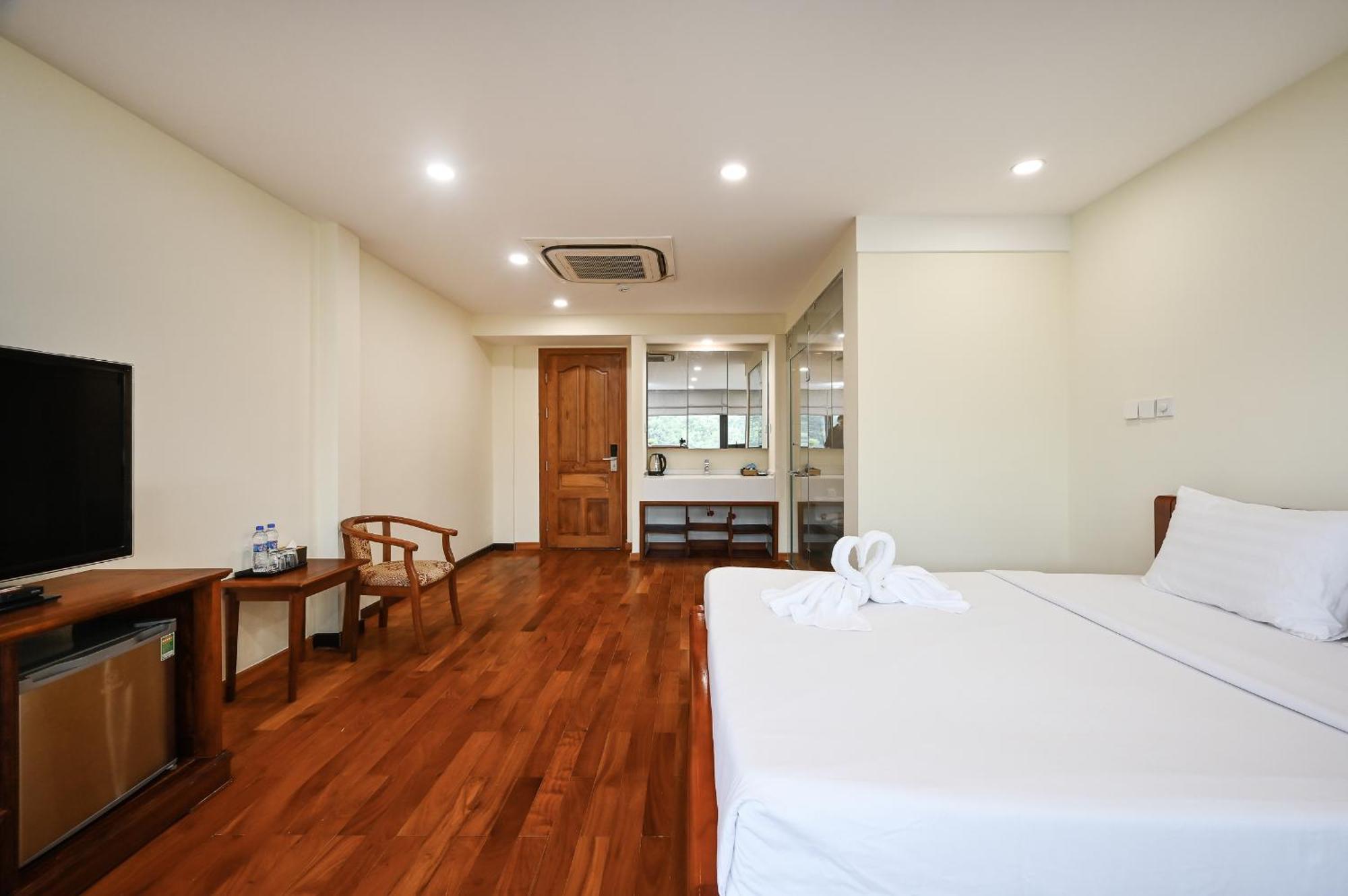 Red Sun Airport Saigon Hotel Хошимин Экстерьер фото